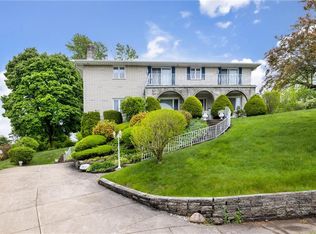 5731 Vicki Ct, Erie, PA 16509