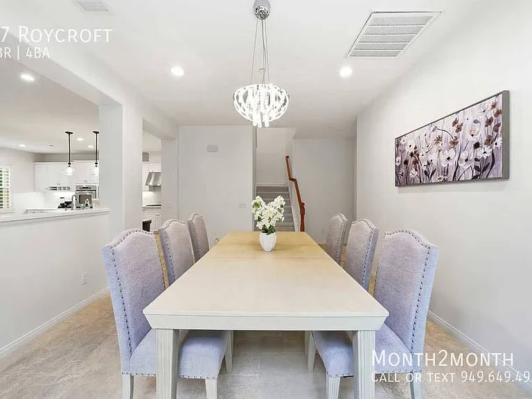 37 Roycroft — Photo 10