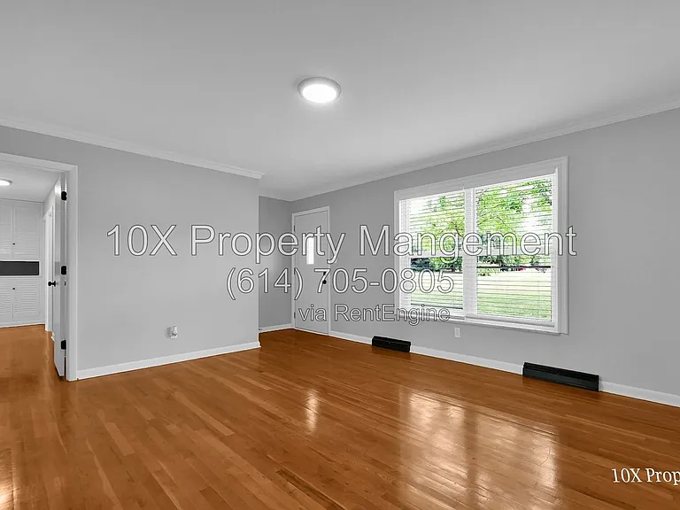 388 Shanahan Rd — Photo 9
