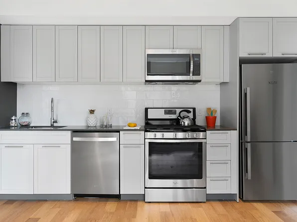 150 Union Ave APT 3D, Brooklyn, NY 11206