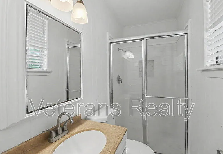 111 Valentine Dr — Photo 19