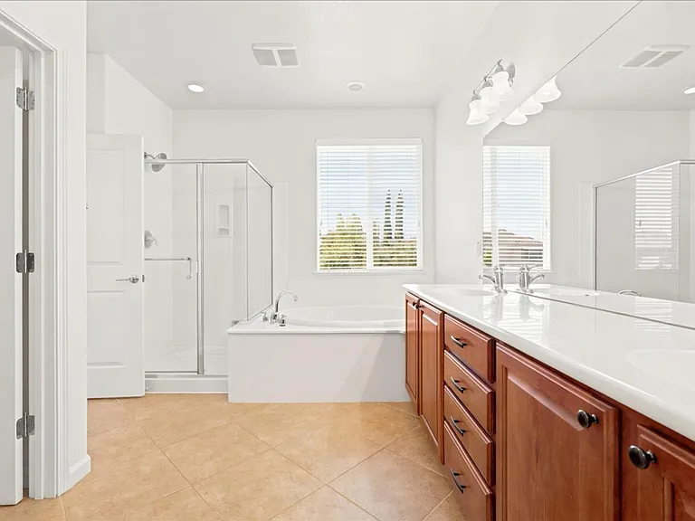 3169 Parkham Dr — Photo 25