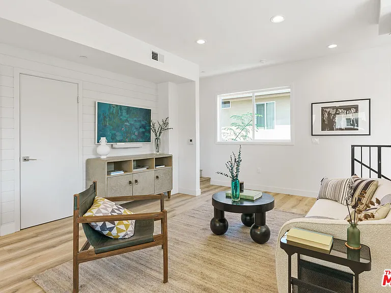 14651 W Sara Ln — Photo 7
