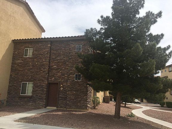 5th image of 5965 Palmilla St Unit 4
