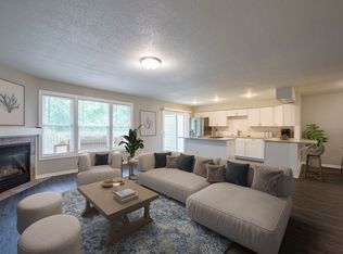 5590 Timber Ln #5592, Excelsior, MN 55331