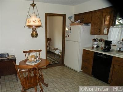 5th image of 3955 Yorktown Ln N