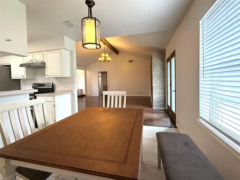 22319 Merrymount Dr — Photo 13
