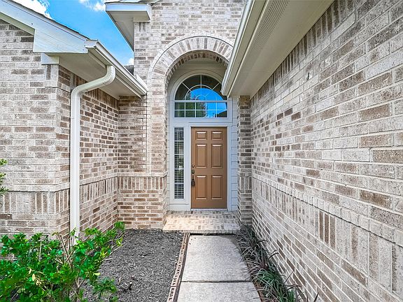 4th image of 7514 Oakwood Canyon Dr