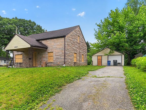 3rd image of 2025 Aberdeen Ave