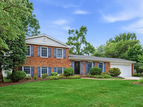 1432 Filene Ct, Vienna, VA 22182