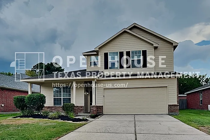 22207 Holly Branch Dr