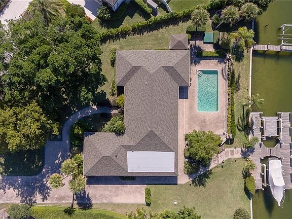 5th image of 1810 Cutlass Cove Dr