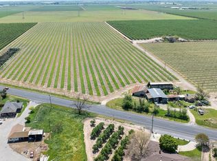22174 E Mariposa Rd, Escalon, CA 95320