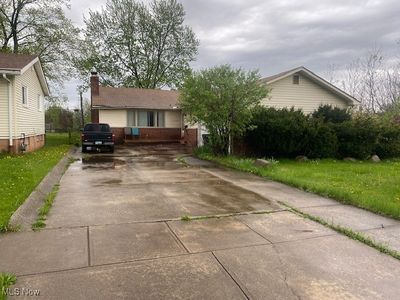 24600 Picone Ln, Bedford Heights, OH, 44146