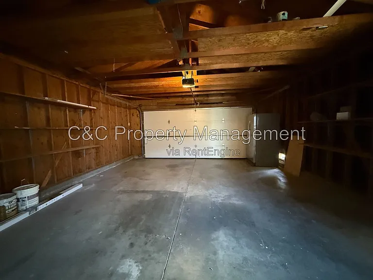 938 Estrada Ct — Photo 18