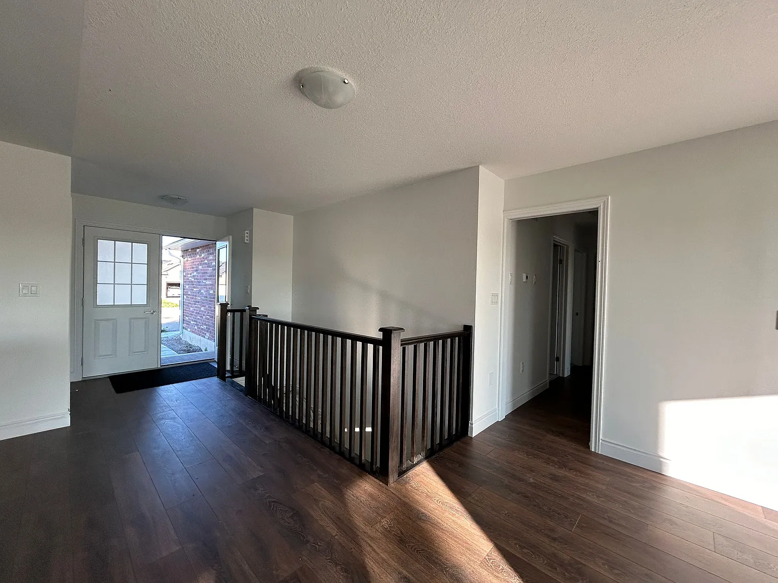 4 bed, 1507 sqft, $2,995 — Photo 3