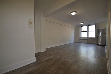 Rented by Silverstein Collection LLC 