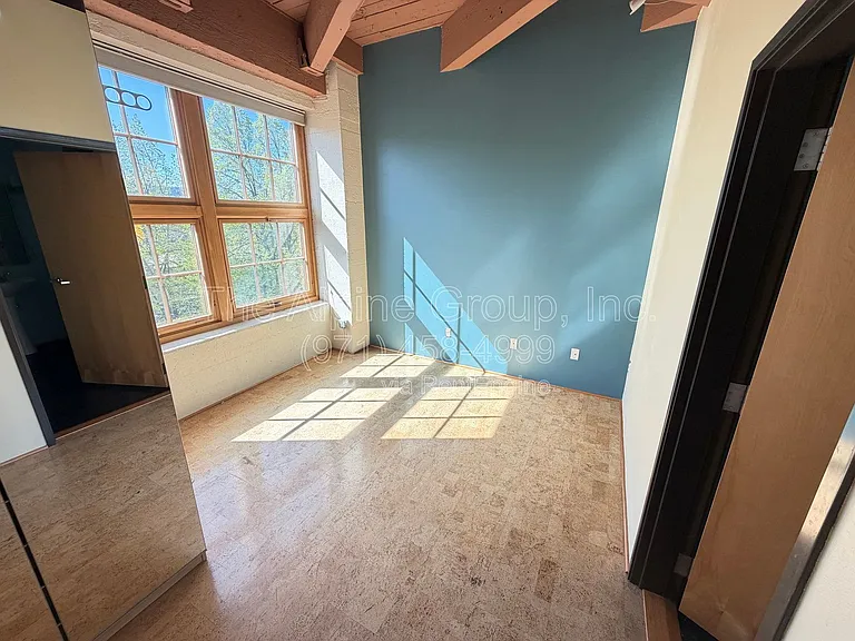 1420 NW Lovejoy St #414 — Photo 27
