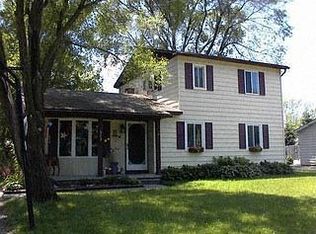 313 Fairfield Ave, Holly, MI