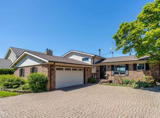 22601 Statler St, Saint Clair Shores, MI 48081