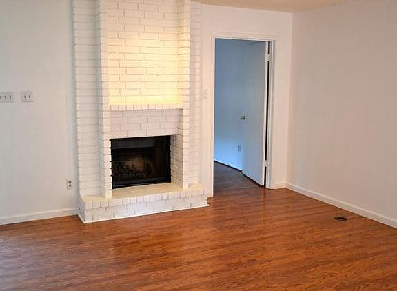 5th image of 8400 Jamestown Dr APT 530