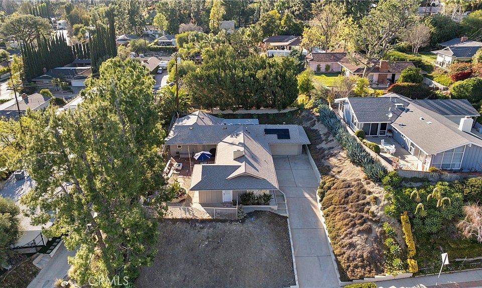 1st image of 8477 Farralone Ave