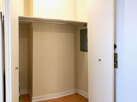 Closet Space /Storage Space (by entrance)