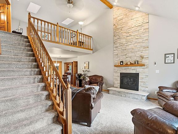 3rd image of 7244 S Dover Hill COURT