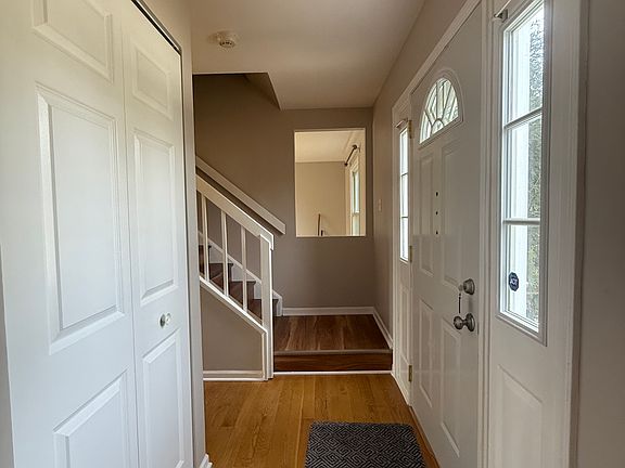 2nd image of 1709 Rutgers Ct