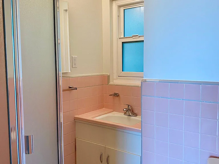 444 Moraga St — Photo 10