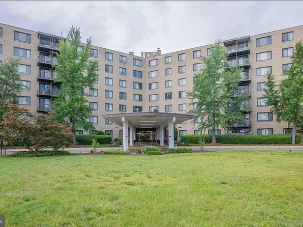 3450 Toledo Ter APT 727, Hyattsville, MD 20782