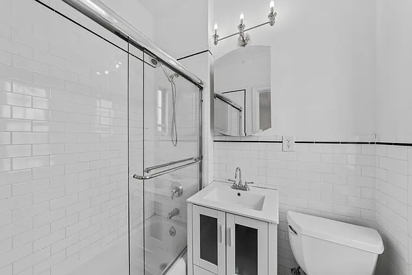 Rented by Vector New York, LLC | media 4