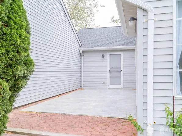 646B Nutley Dr, Monroe Township, NJ 08831