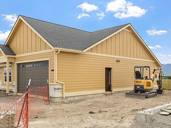 3rd image of 757 Foxglove Dr