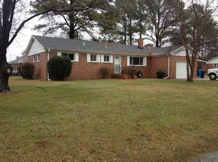 5116 Rochelle Rd, Virginia Beach, VA 23464