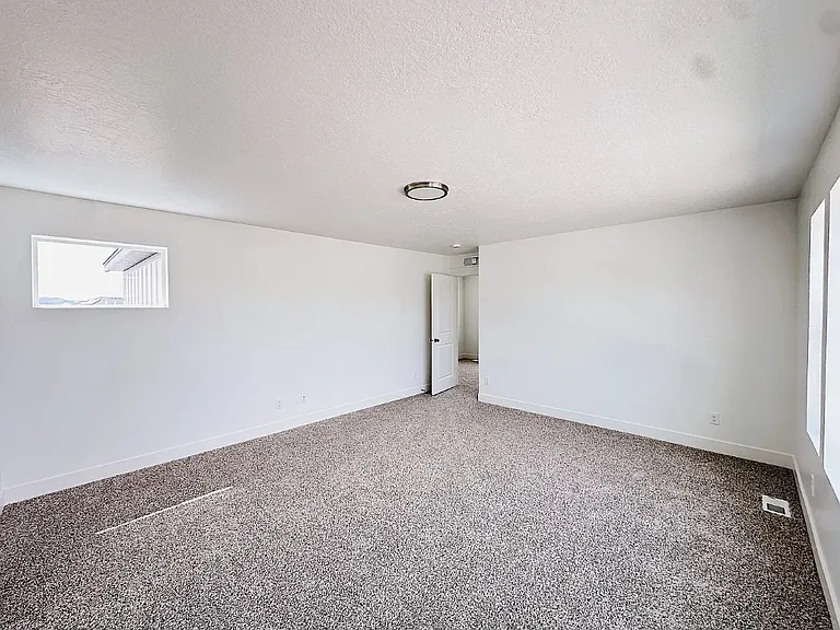 5478 N Orville St — Photo 10