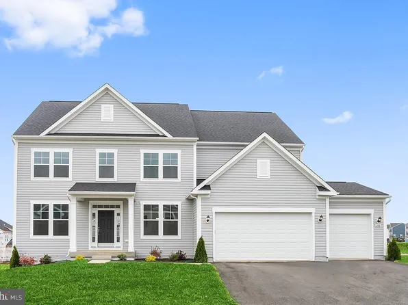 200 Detroit Sq, Martinsburg, WV 25403