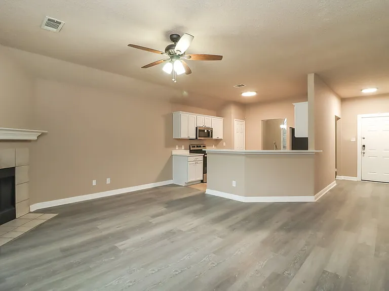 3512 Tommy Hays Dr — Photo 6