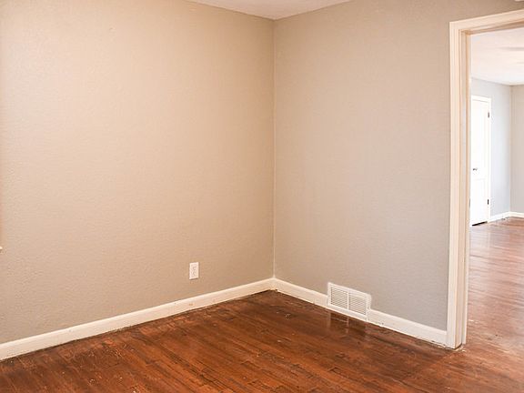 5th image of 7010 E 84th St