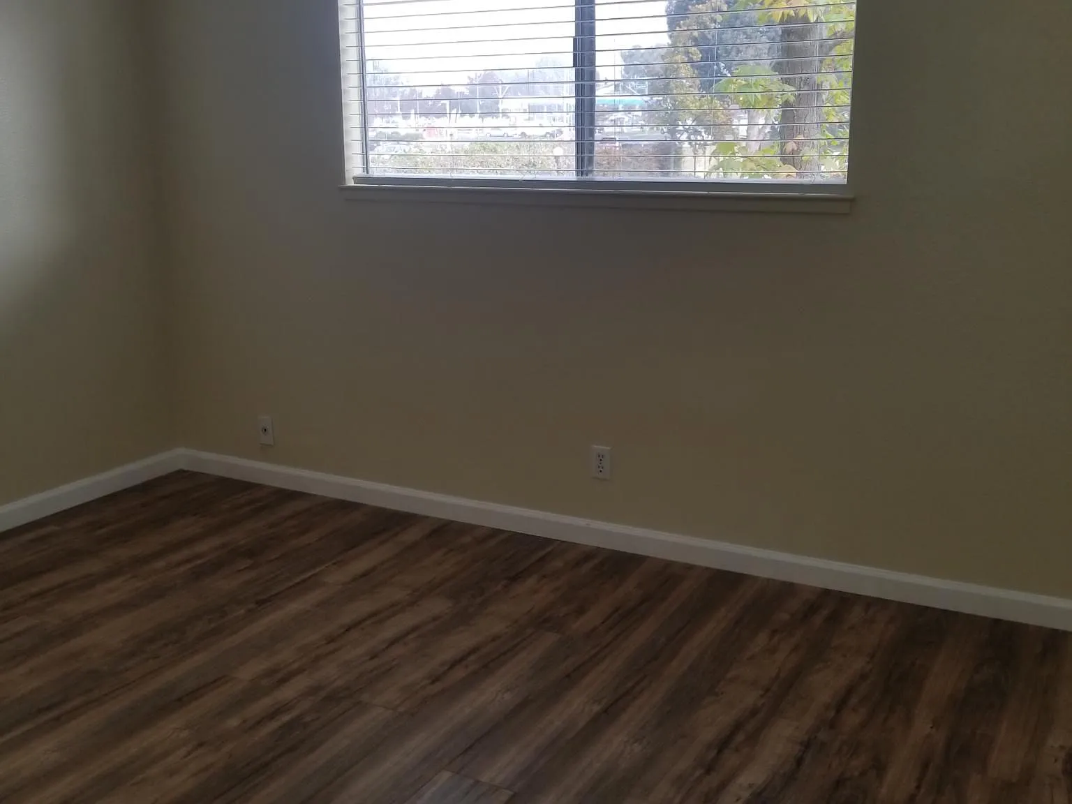 2 bed, 950 sqft, $2,850 — Photo 4