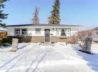 1152 Lillooet STREET W, Moose Jaw, SK S6H 5A3