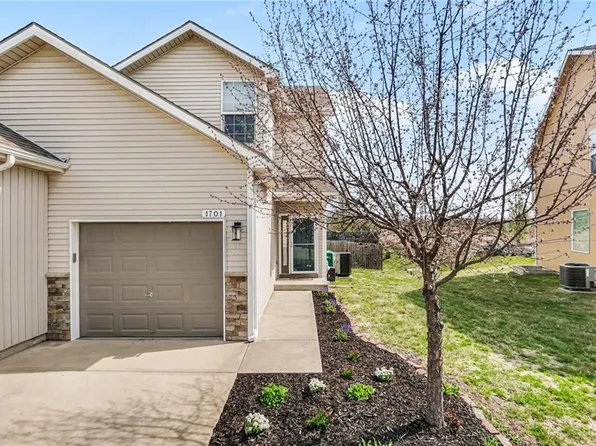 1701 N 127th St, Kansas City, KS 66109