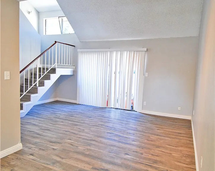 746 N Eucalyptus Ave #16 — Photo 3