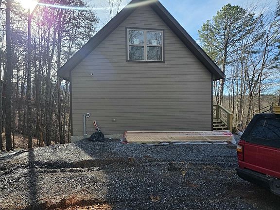 2nd image of 1305 N Oak Ct Lot 424