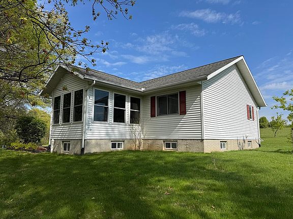 3rd image of 12-211 Rosewood Ln