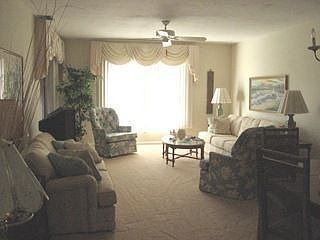 2nd image of 1322 SE 46th St #5