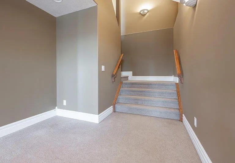 61 Simcrest Grv SW — Photo 51