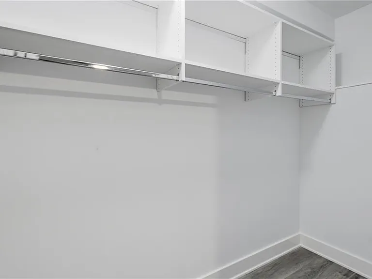 230 Pinebridge Ct — Photo 36