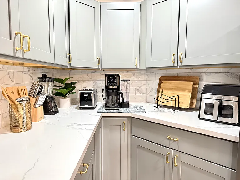 3229 S Sherbourne Dr — Photo 22