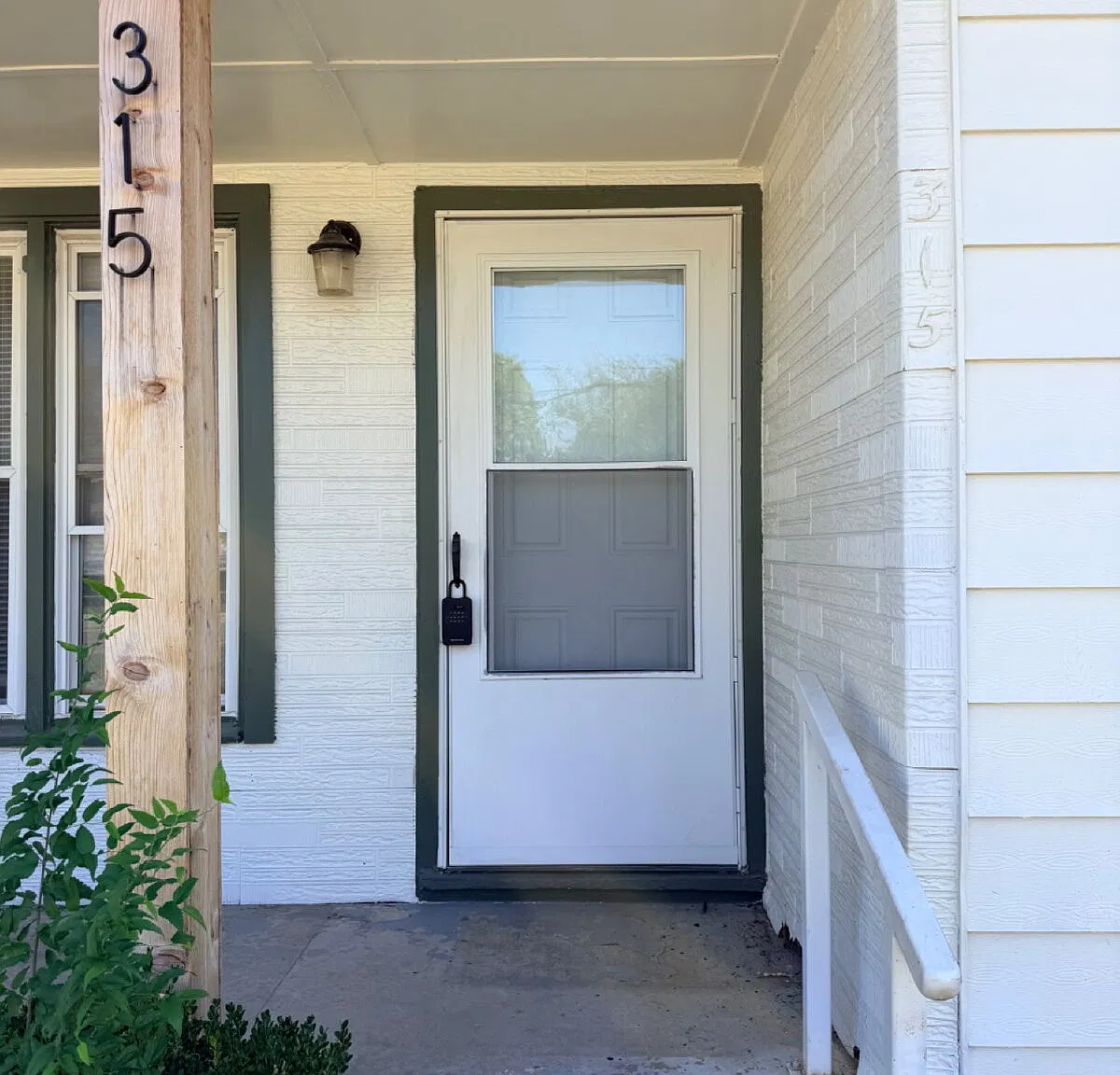 2-Bedroom Retreat on Main Street Owasso — Photo 3